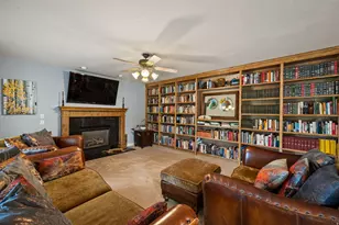 7126 S Griffiths Pl, Cottonwood Heights, UT 84121 - Photo 14