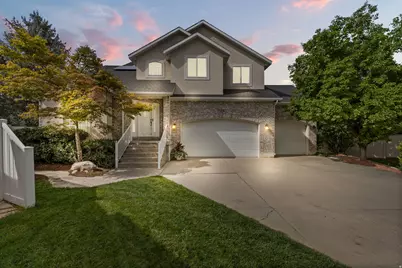 7126 S Griffiths Pl, Cottonwood Heights, UT 84121 - Photo 2
