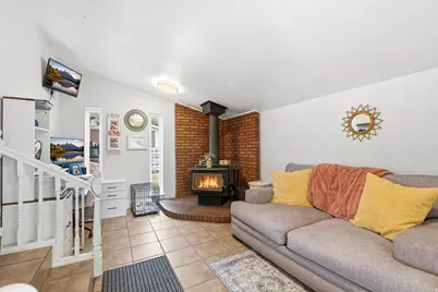 4454 S 2300 W, Roy, UT 84067 - Photo 10