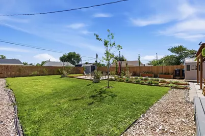 756 E Carnation Dr S, Sandy, UT 84094 - Photo 32