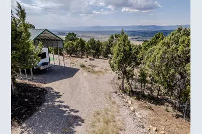 22230 Cedar Crest Dr, Mount Pleasant, UT 84647 - Photo 2