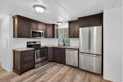 41 W Center St, Levan, UT 84639 - Photo 16