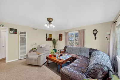 2330 E Heritage Way, Salt Lake City, UT 84109 - Photo 2