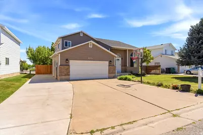 4251 W 5050 S, Roy, UT 84067 - Photo 2