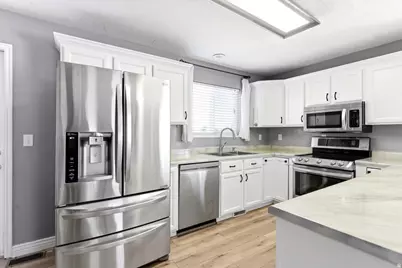 4251 W 5050 S, Roy, UT 84067 - Photo 10