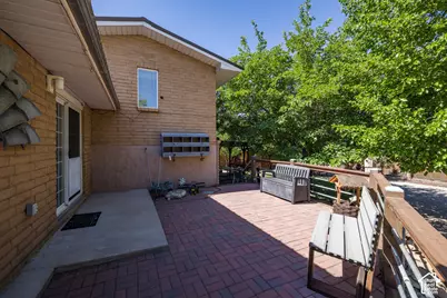 571 Mivida Dr, Moab, UT 84532 - Photo 10