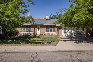 571 Mi Vida Dr, Moab, UT 84532 - Photo 1