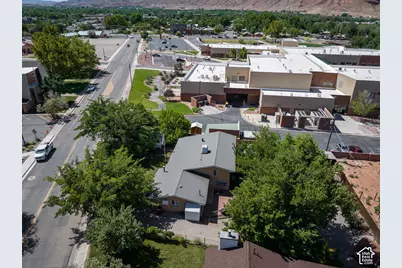 571 Mivida Dr, Moab, UT 84532 - Photo 22