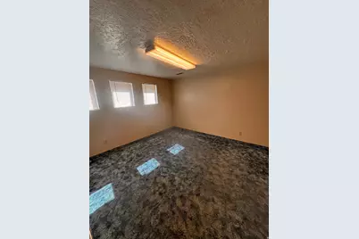 1404 S 1100 W, Syracuse, UT 84075 - Photo 24