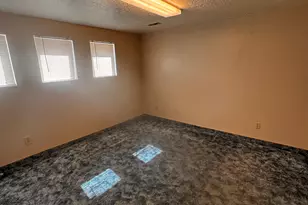 1404 S 1100 W, Syracuse, UT 84075 - Photo 24