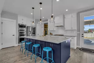 1932 W 200 N, Kaysville, UT 84037 - Photo 8