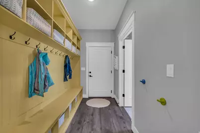 1932 W 200 N, Kaysville, UT 84037 - Photo 14