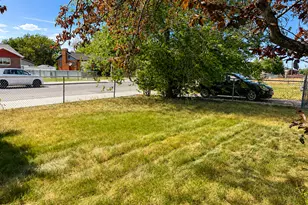 8083 S Allen St, Midvale, UT 84047 - Photo 10