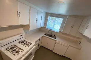 201 N I St, Salt Lake City, UT 84103 - Photo 8