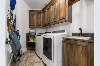 1635 E 1060 N, Lehi, UT 84043 - Photo 28