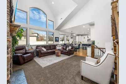 1635 E 1060 N, Lehi, UT 84043 - Photo 4