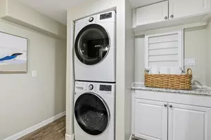 1107 E 300 S, Bountiful, UT 84010 - Photo 30