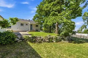 1107 E 300 S, Bountiful, UT 84010 - Photo 34