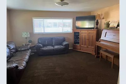 941 N 170 E, Bountiful, UT 84010 - Photo 6