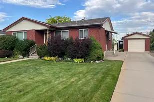 941 N 170 E, Bountiful, UT 84010 - Photo 2