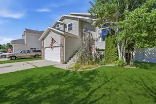 4873 S 4150 W, Roy, UT 84067 - Photo 2