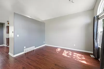 4873 S 4150 W, Roy, UT 84067 - Photo 4