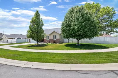 779 S 1250 W, Marriott-Slaterville City, UT 84404 - Photo 24