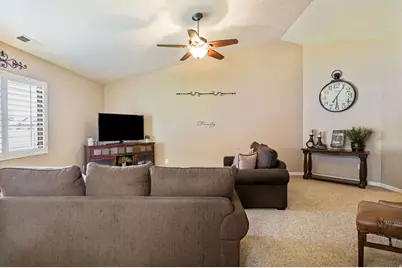 779 S 1250 W, Marriott-Slaterville City, UT 84404 - Photo 4