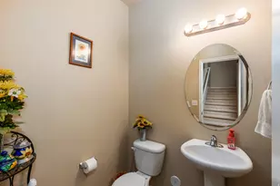 949 N Fox Hollow Dr W, North Salt Lake, UT 84054 - Photo 10