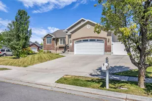 1173 Inverness Dr, Syracuse, UT 84075 - Photo 1