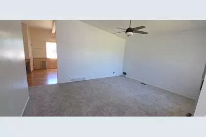1583 W 1920 N, Layton, UT 84041 - Photo 8