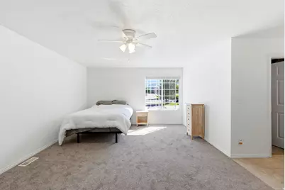 398 S Main St, Kaysville, UT 84037 - Photo 16