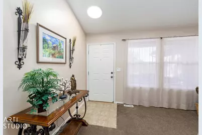 882 W 25 N, Clearfield, UT 84015 - Photo 8