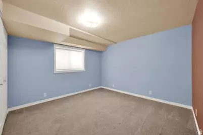 2304 W Bonanza Cir, South Jordan, UT 84095 - Photo 28