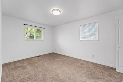 545 E Stringham Ave, Salt Lake City, UT 84106 - Photo 8