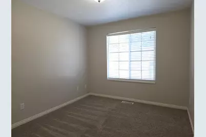 662 E Plum Creek Ln S, Ogden, UT 84404 - Photo 22