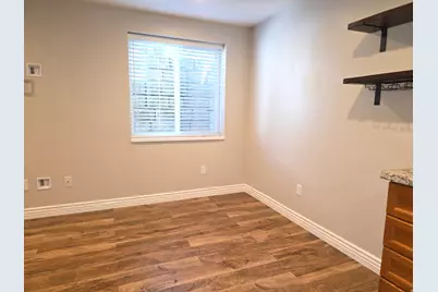 662 E Plum Creek Ln S, Ogden, UT 84404 - Photo 8