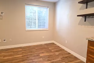 662 E Plum Creek Ln S, Ogden, UT 84404 - Photo 8