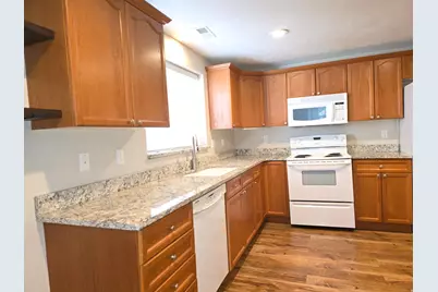 662 E Plum Creek Ln S, Ogden, UT 84404 - Photo 4