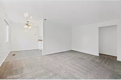 549 E Stringham Ave S, Salt Lake City, UT 84106 - Photo 4