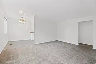 549 E Stringham Ave S, Salt Lake City, UT 84106 - Photo 4