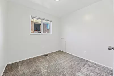 549 E Stringham Ave S, Salt Lake City, UT 84106 - Photo 10