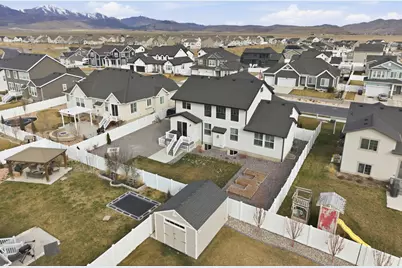 1448 E Erickson Knoll Ln, Eagle Mountain, UT 84005 - Photo 8