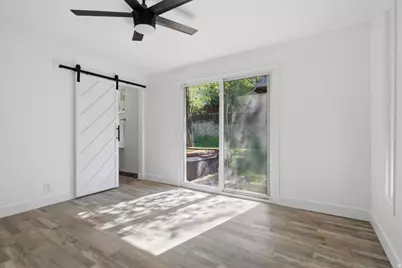 6557 S 2600 E, Cottonwood Heights, UT 84121 - Photo 12