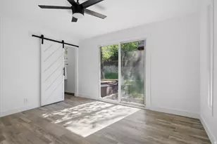 6557 S 2600 E, Cottonwood Heights, UT 84121 - Photo 12