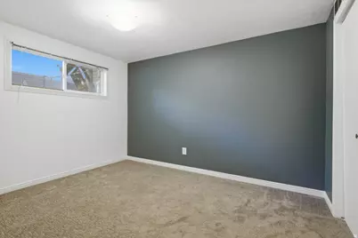 6557 S 2600 E, Cottonwood Heights, UT 84121 - Photo 14