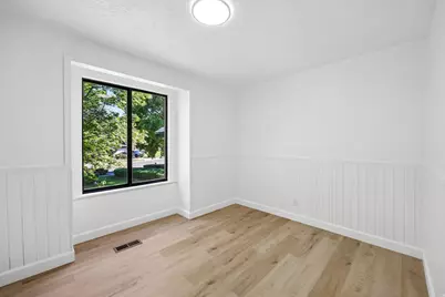 1111 W 5575 S, Riverdale, UT 84405 - Photo 16