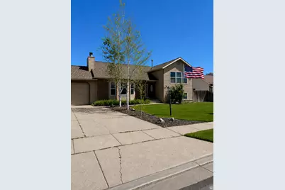 2010 W 12820 S, Riverton, UT 84065 - Photo 2
