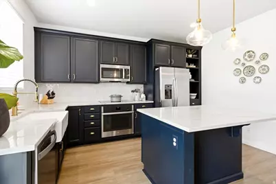 3281 S Peregrine Trl, Saratoga Springs, UT 84045 - Photo 10