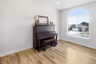 3668 N 575 E, North Ogden, UT 84414 - Photo 20